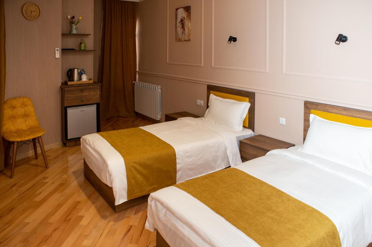 טביליסי Legend Hotel מראה חיצוני תמונה