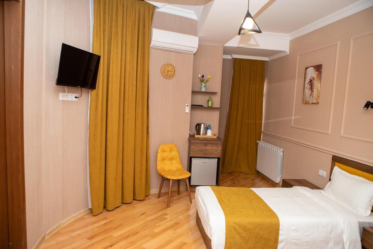 טביליסי Legend Hotel מראה חיצוני תמונה