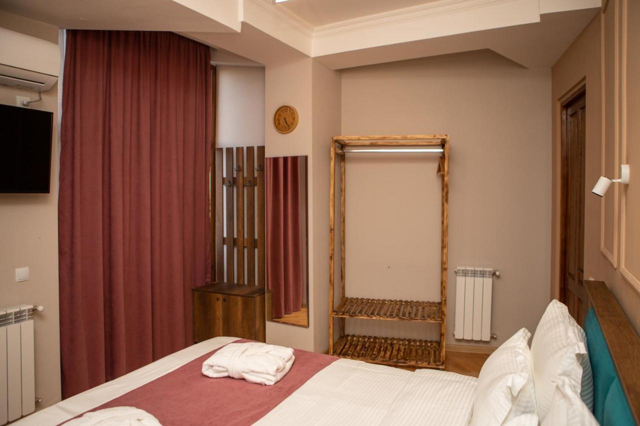 טביליסי Legend Hotel מראה חיצוני תמונה