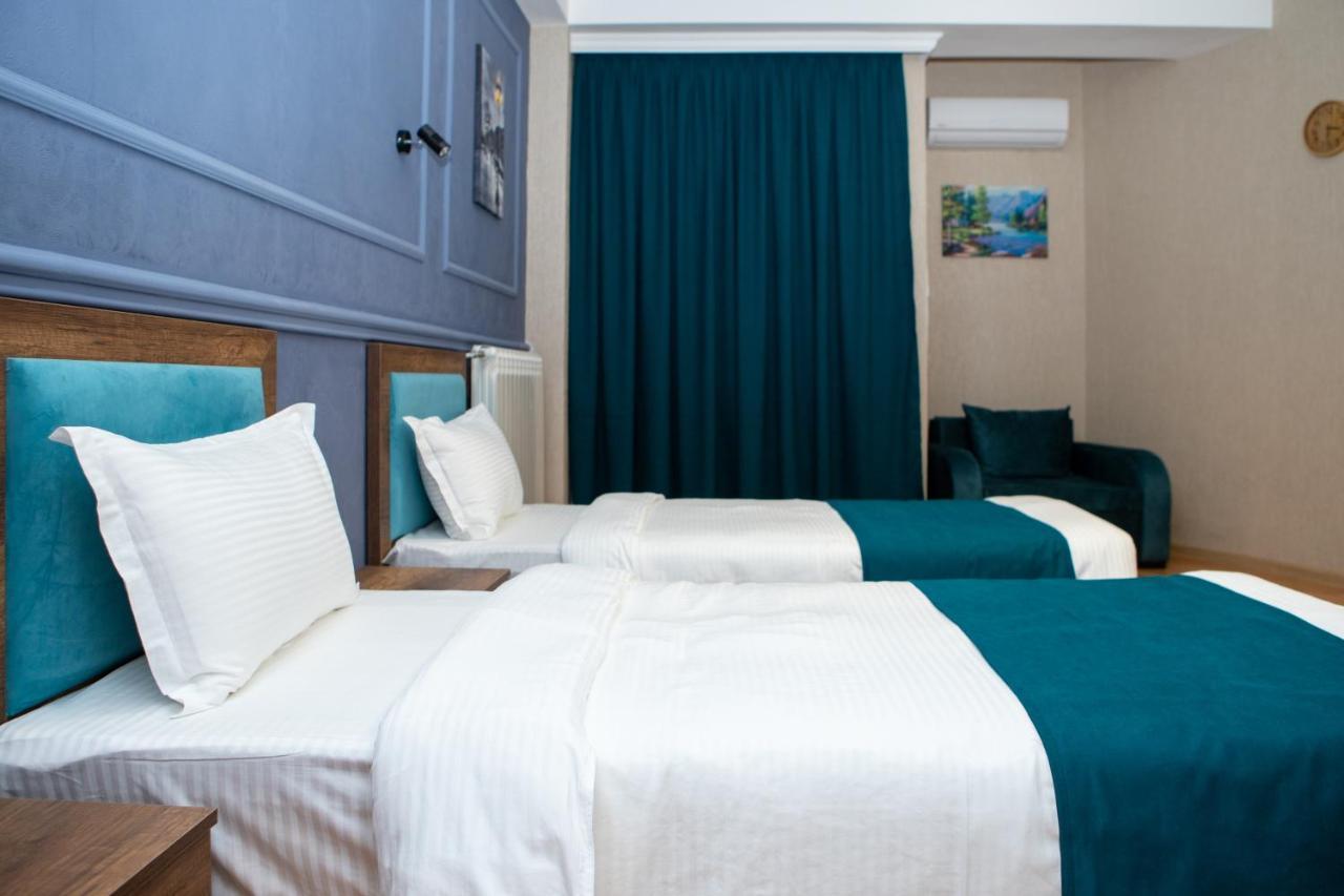 טביליסי Legend Hotel מראה חיצוני תמונה