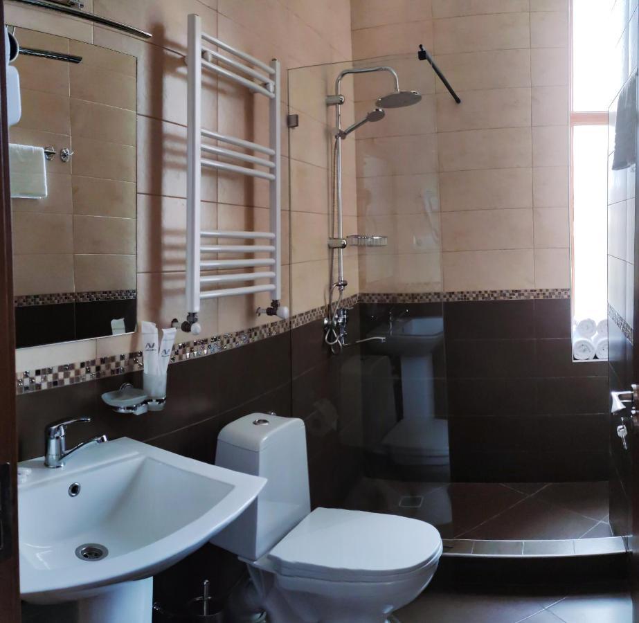 טביליסי Legend Hotel מראה חיצוני תמונה