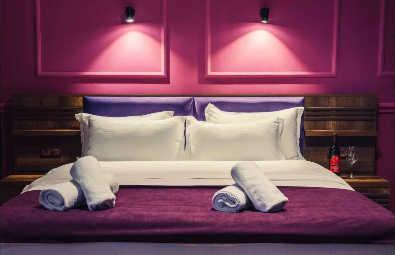 טביליסי Legend Hotel מראה חיצוני תמונה